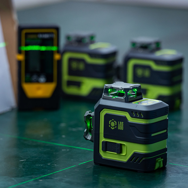 క్షితిజ సమాంతర మరియు నిలువు ఆకుపచ్చ లేజర్ స్థాయి